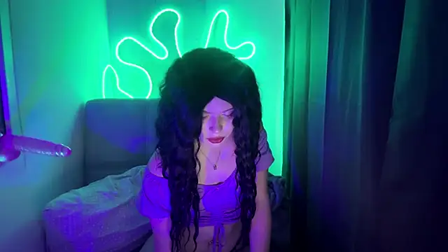 Ameliasiren online show from December 22, 2025, 5:37 am