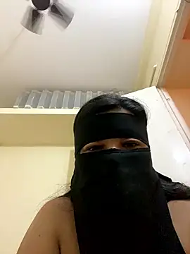 sara   fun online show from January 10, 2026, 6:26 am