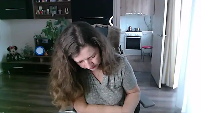 SofiaBoone online show from February 4, 2026, 7:58 am