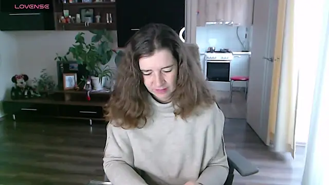 SofiaBoone online show from February 5, 2026, 7:24 am