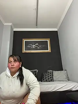 SayMarLuna online show from June 12, 2026, 9:14 pm