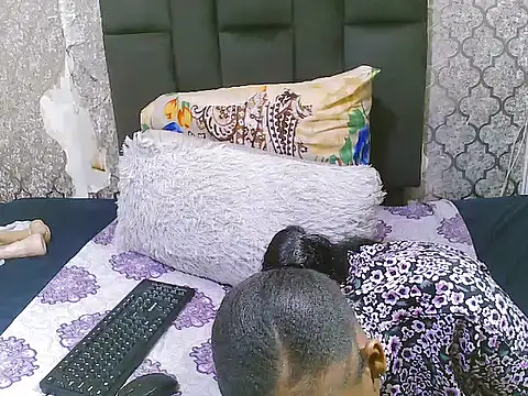 InnocentSlut301 online show from December 14, 2025, 7:40 pm