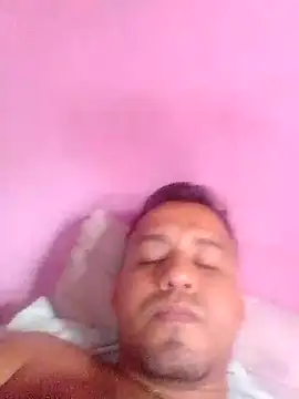 Snapshot of lesoley chatting on December 18, 2025, 3:40 pm lesoley online show from December 18, 2025, 3:40 pm