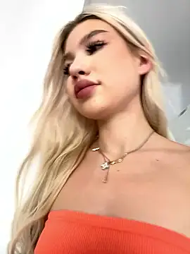 Kiss Aurora  online show from January 18, 2026, 8:29 am