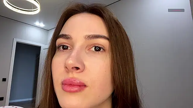 SepiahLune online show from February 10, 2026, 8:07 am