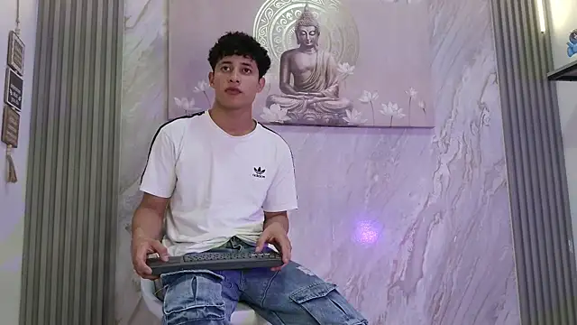 YOUNG GUYS1 online show from May 6, 2026, 7:13 am