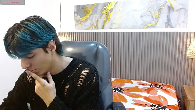 CodyTaylor  online show from December 18, 2025, 12:44 pm