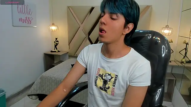 CodyTaylor  online show from December 20, 2025, 12:34 pm