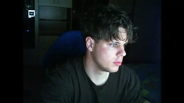 Snapshot of GymGuy0505 chatting on March 26, 2026, 10:37 pm GymGuy0505 online show from March 26, 2026, 10:37 pm
