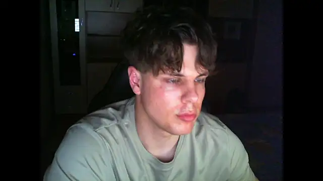 Snapshot of GymGuy0505 chatting on March 29, 2026, 8:20 pm GymGuy0505 online show from March 29, 2026, 8:20 pm
