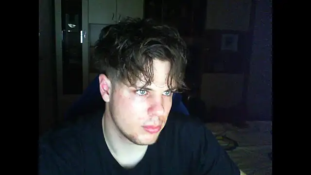 Snapshot of GymGuy0505 chatting on April 13, 2026, 10:26 pm GymGuy0505 online show from April 13, 2026, 10:26 pm