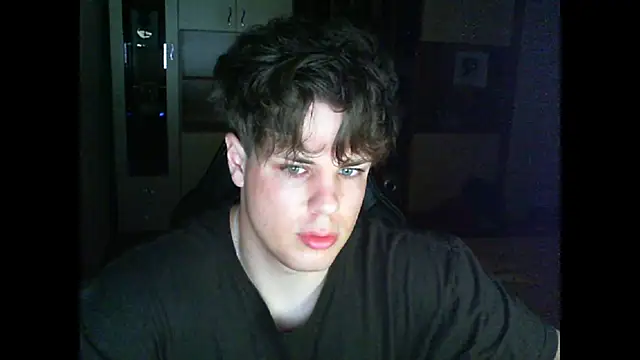 Snapshot of GymGuy0505 chatting on April 21, 2026, 8:01 pm GymGuy0505 online show from April 21, 2026, 8:01 pm