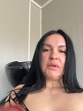 Snapshot of MeganBlueq chatting on March 17, 2026, 12:41 pm MeganBlueq online show from March 17, 2026, 12:41 pm