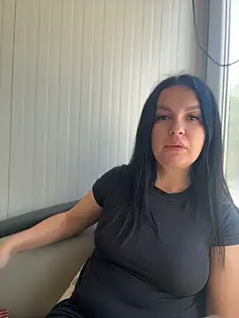 MeganBlueq online show from May 15, 2026, 1:18 pm