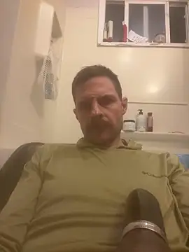 Snapshot of Mansword1 chatting on February 19, 2026, 8:54 am Mansword1 online show from February 19, 2026, 8:54 am