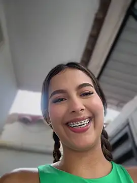 Valeria-escobar online show from June 27, 2026, 12:22 pm