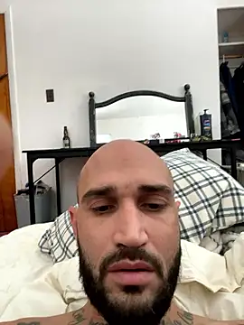 Snapshot of kingNQueen1211 chatting on January 16, 2026, 3:38 pm kingNQueen1211 online show from January 16, 2026, 3:38 pm