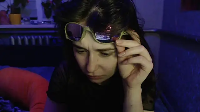 Angelik5371 online show from June 12, 2026, 7:02 pm