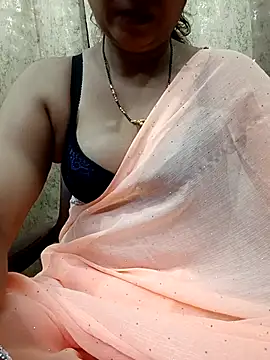 Snapshot of kusbu0077 chatting on March 30, 2026, 10:44 pm kusbu0077 online show from March 30, 2026, 10:44 pm