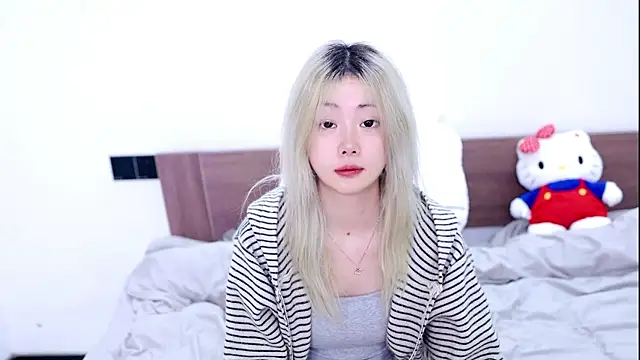 dali83 online show from December 21, 2025, 3:30 pm