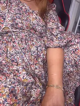 butterflyslay online show from March 9, 2026, 8:13 pm