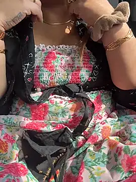 butterflyslay online show from March 21, 2026, 8:41 am