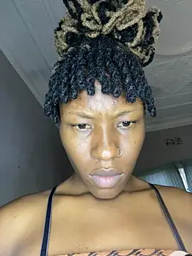 Merveiller online show from April 7, 2026, 3:34 pm