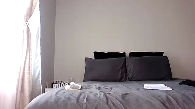 Arrbain online show from December 14, 2025, 9:58 am