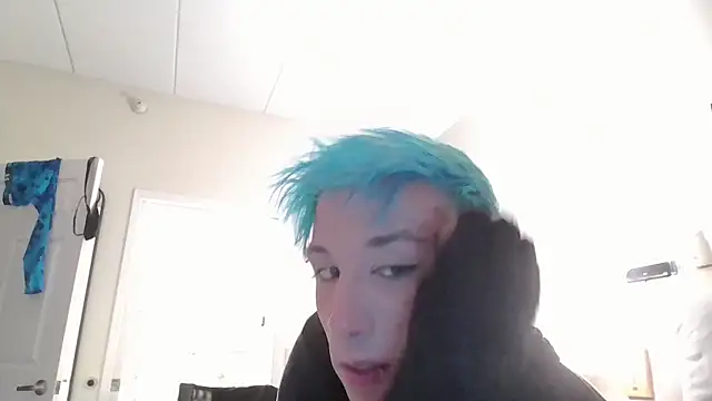 AskAveryAnything online show from March 17, 2026, 10:57 pm