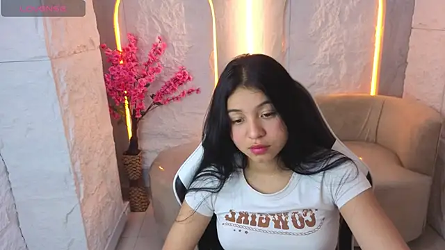 Sofi Adams Tx online show from December 20, 2025, 12:56 pm