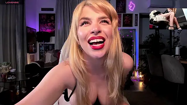 unicornsandboobs online show from February 1, 2026, 8:18 pm