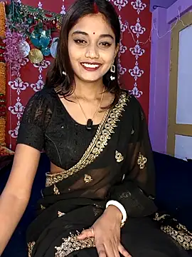 Sweet-priyaa online show from May 10, 2026, 1:22 am