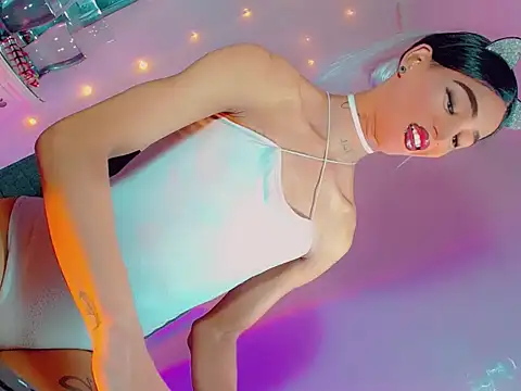 agathaferrer3 online show from February 7, 2026, 9:29 pm