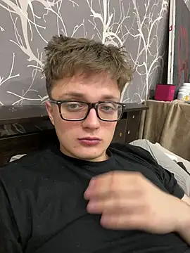 robertkingsize online show from February 6, 2026, 7:50 pm