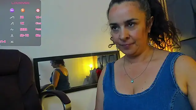 Snapshot of Angelic_serenity chatting on April 14, 2026, 7:09 pm Angelic serenity online show from April 14, 2026, 7:09 pm