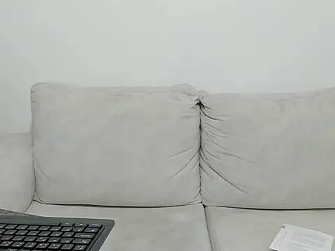 Aurora and the beast online show from December 20, 2025, 5:31 pm