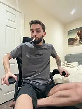 Juliann69Ramiro online show from March 31, 2026, 9:37 pm