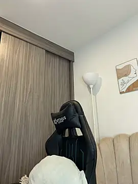 Tamaraserra online show from June 2, 2026, 6:21 pm