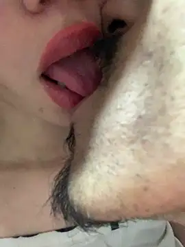 yasmina2020 online show from March 15, 2026, 10:27 pm