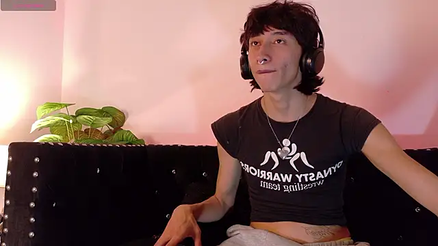 Snapshot of Cody_Bloom chatting on March 12, 2026, 4:40 am Cody Bloom online show from March 12, 2026, 4:40 am