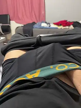 berke3424 online show from April 2, 2026, 8:17 pm