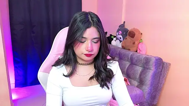 bonnieTaylor1 online show from December 20, 2025, 4:52 am