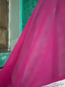 Snapshot of teena-11 chatting on February 17, 2026, 7:05 am teena-11 online show from February 17, 2026, 7:05 am