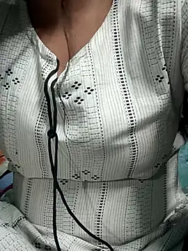 Snapshot of teena-11 chatting on March 19, 2026, 3:16 pm teena-11 online show from March 19, 2026, 3:16 pm