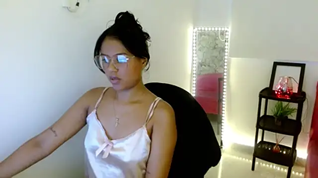 Shawnycarson online show from January 7, 2026, 3:25 pm