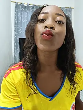 Snapshot of Sophia_Moons_ chatting on July 4, 2026, 11:27 am Sophia Moons online show from July 4, 2026, 11:27 am