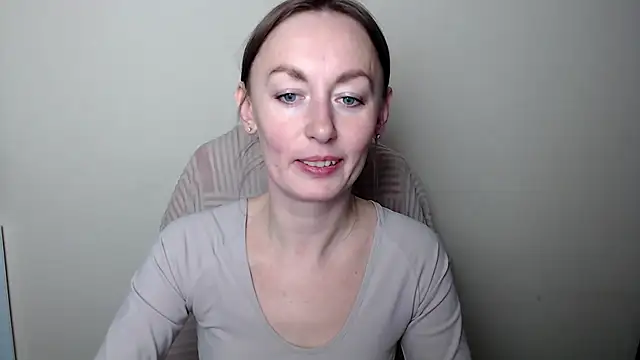 LiaSeass  online show from March 2, 2026, 1:18 pm