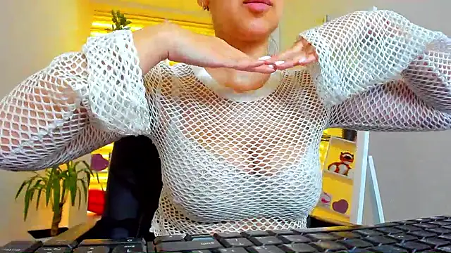 Aziza-New online show from March 19, 2026, 9:35 am