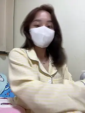 Baby22223 online show from March 26, 2026, 1:06 pm