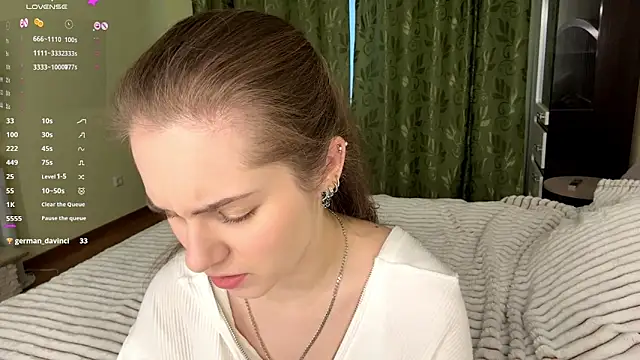 MiaBlanko online show from January 19, 2026, 8:51 am